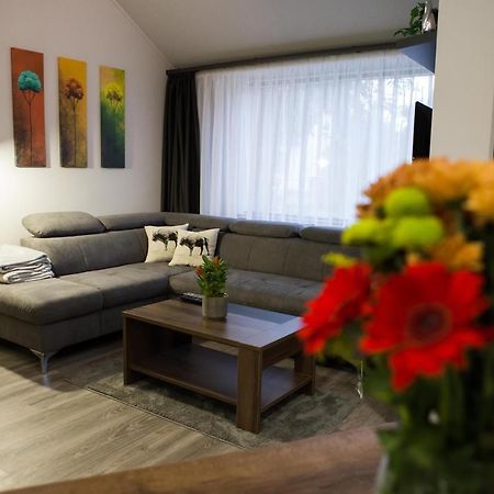 Apartamento Kikelet Apartman Szombathely Exterior foto