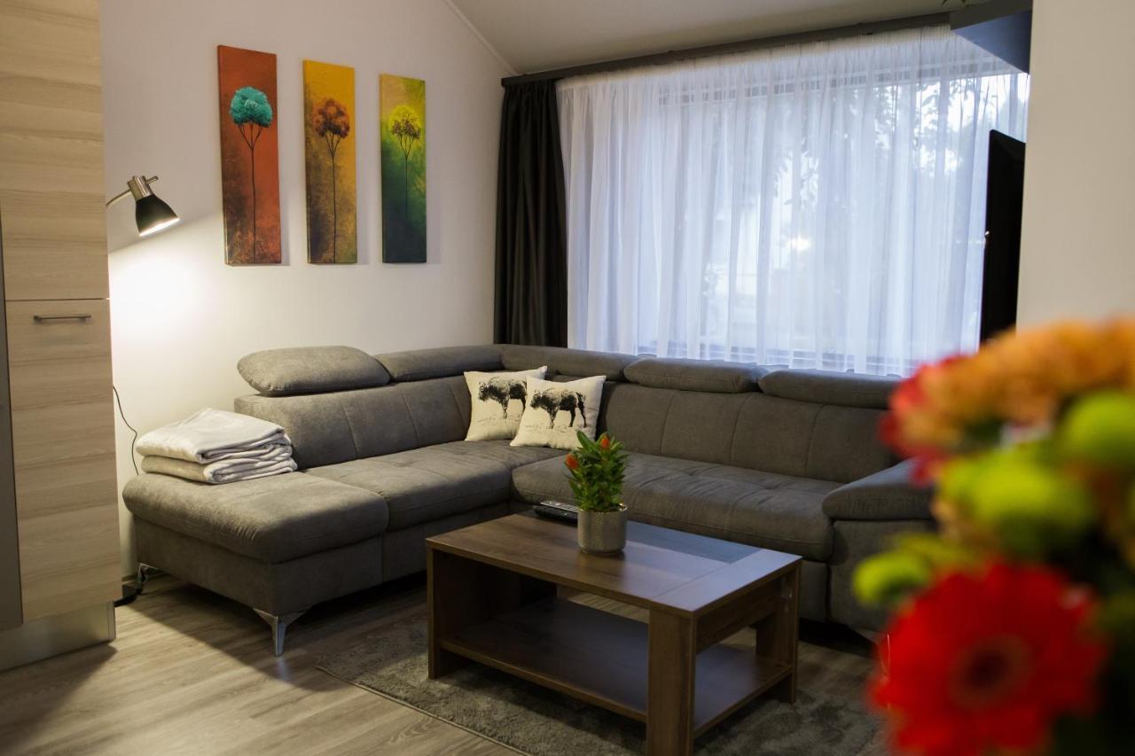 Apartamento Kikelet Apartman Szombathely Exterior foto